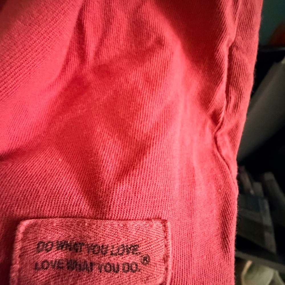 Life Is Good Women's Sunflower Red Tee - Picture 4 of 5